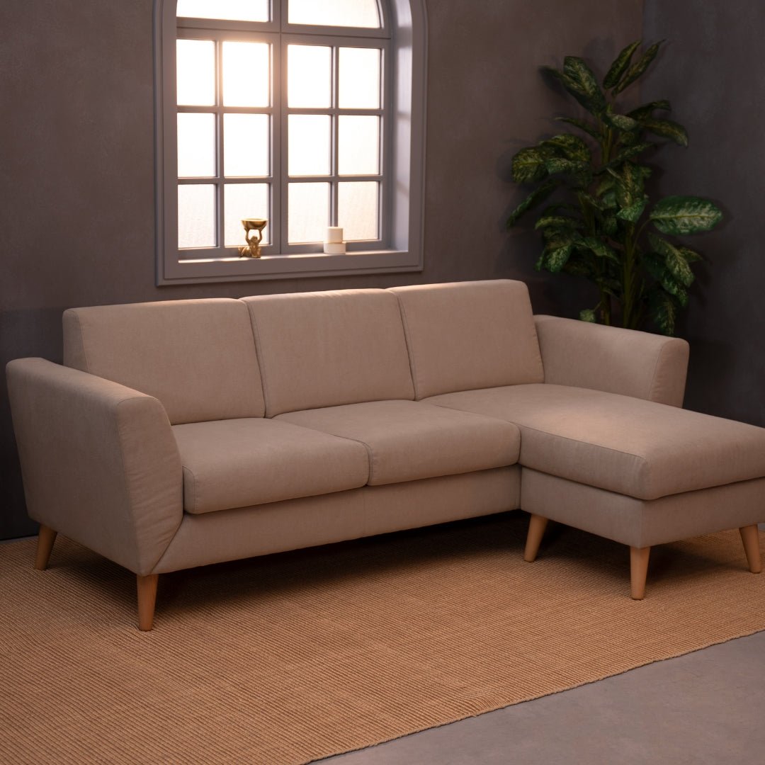 Sofá de 3 lugares com chaise longue reversível e pés vintage – Angel